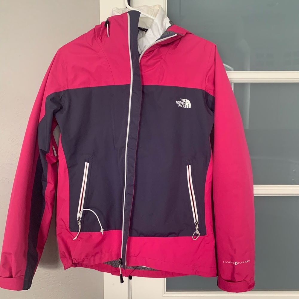 The North face medium jacket with zip in liner.